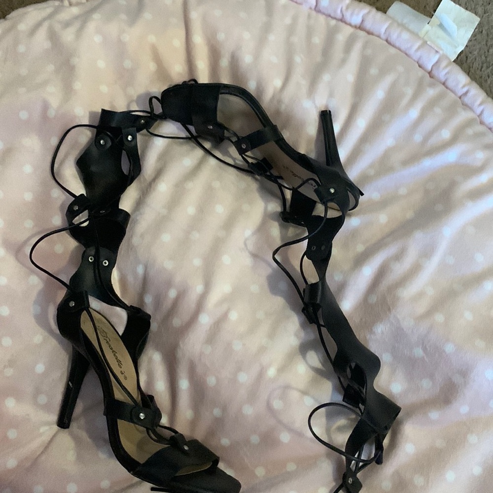 High knee heels, size 5 1/2 brand new never worn